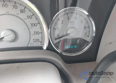 2008 Chrysler Aspen Limited из США, поврежденный, VIN 1A8HW58268F129740